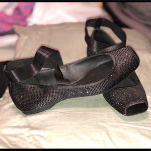 Black Jessica Simpson Crystal Ballet Flats